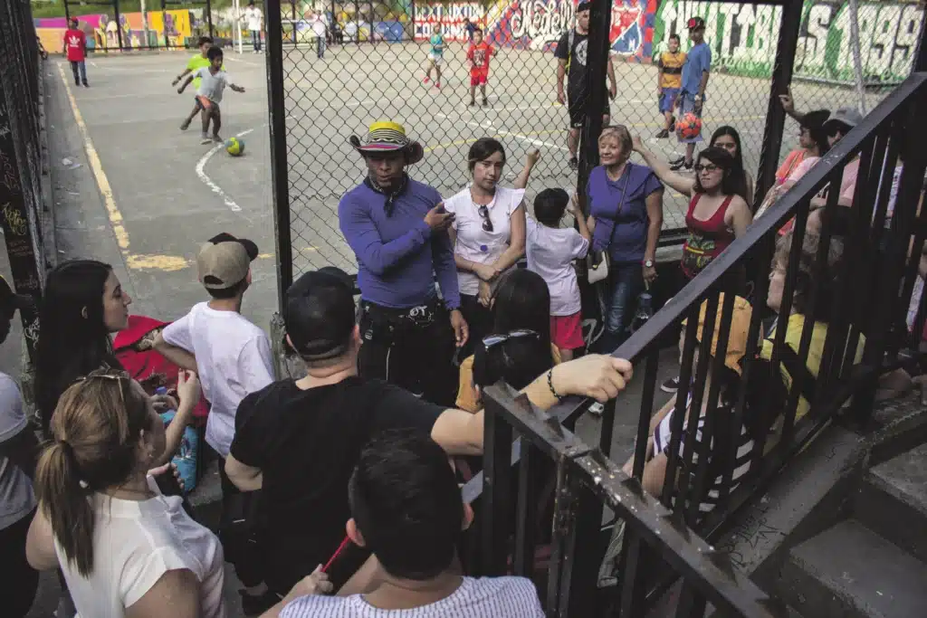 Une visite touristique guidée à Medellín, photo d'Anney Camilo Pérez